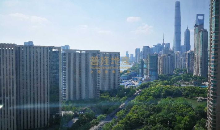 浦东新区陆家嘴 世茂滨江花园 4室2厅3卫 276.88平米