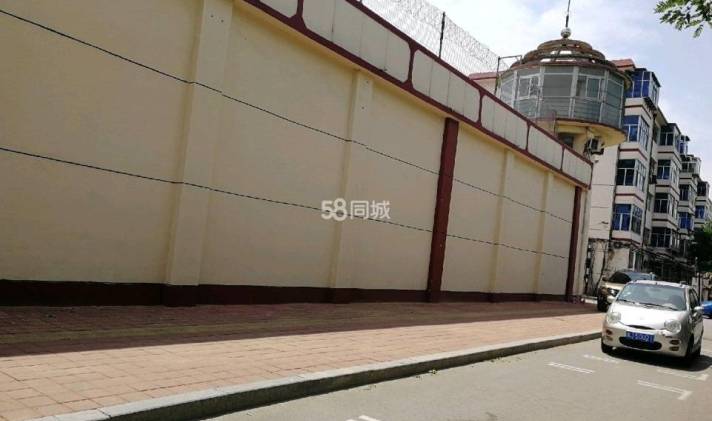 运河区 沧南监狱 3室2厅1卫 120平米