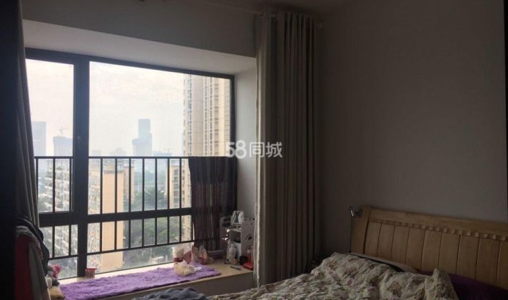 天河区猎德 珠光御景二期 2室2厅1卫 70平米