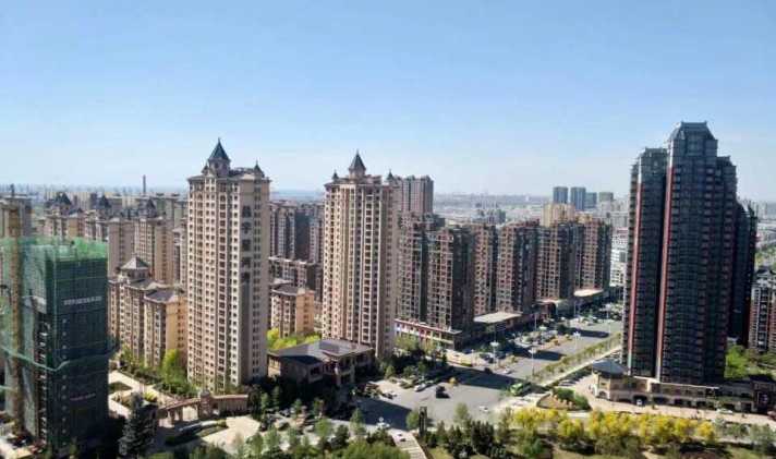鲅鱼圈 恒基河畔花园 3室2厅2卫 138平米
